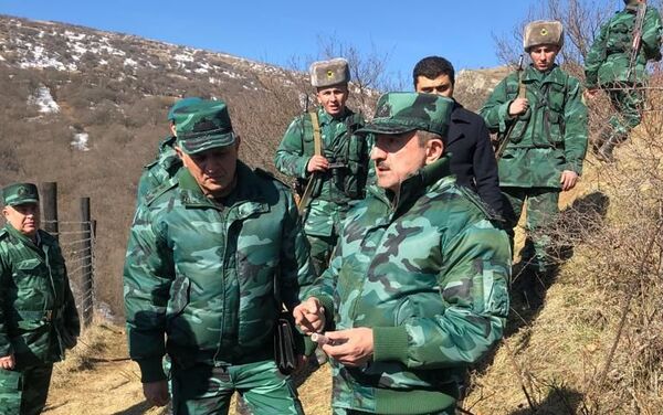 Азербайджанские пограничники предотвратили переход вооруженных контрабандистов из Ирана с большим грузом наркотиков - Sputnik Азербайджан