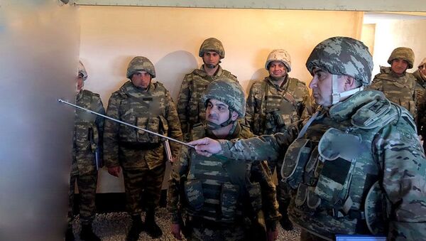 Азербайджанские военнослужащие провели разведку на местности  - Sputnik Азербайджан