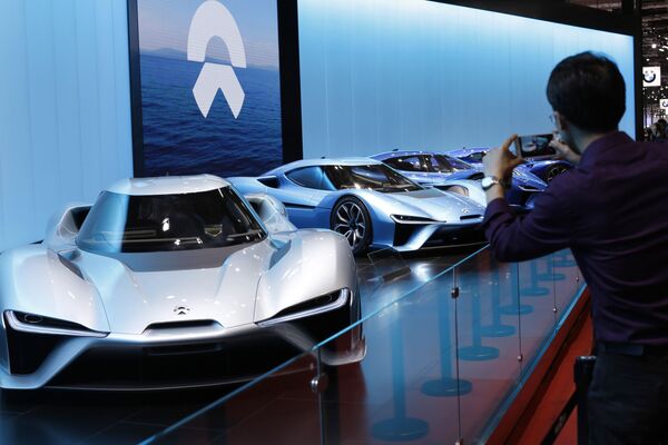 Главные автосалоны мира. Обозрение с азербайджанским акцентом Главные автосалоны мира. Обозрение с азербайджанским акцентом - Sputnik Азербайджан