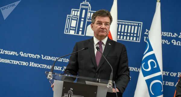 Ermənistan yeni format iddiasından geri çəkildi: Minsk qrupuna güvənirik Ermənistan yeni format iddiasından geri çəkildi: Minsk qrupuna güvənirik - Sputnik Azərbaycan