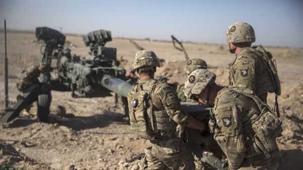Операция Решительная поддержка, солдаты США с оперативной группой Железный на аэродроме Бост, Афганистан - Sputnik Азербайджан