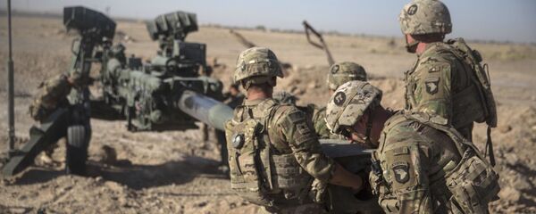 Операция Решительная поддержка, солдаты США с оперативной группой Железный на аэродроме Бост, Афганистан Операция Решительная поддержка, солдаты США с оперативной группой Железный на аэродроме Бост, Афганистан - Sputnik Азербайджан