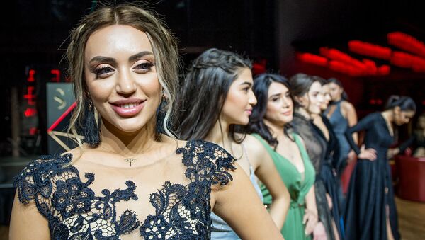 Участники национального конкурса моделей Miss&Mister Grand Azerbaijan - Sputnik Азербайджан
