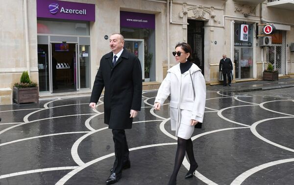 Президент Алиев с супругой приняли участие в праздновании Новруза - Sputnik Азербайджан