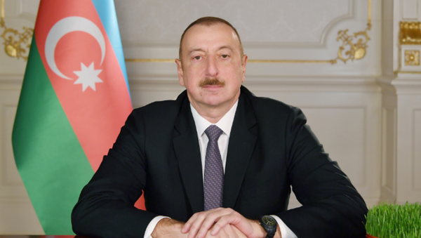 Президент Азербайджана Ильхам Алиев поздравил азербайджанский народ по случаю Новруз байрамы - Sputnik Азербайджан