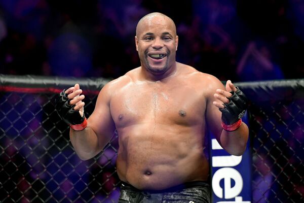 MMA и UFC как вселенные супергероев MMA и UFC как вселенные супергероев - Sputnik Азербайджан