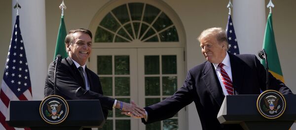 Встреча Дональда Трампа с Жаиром Болсонару Встреча Дональда Трампа с Жаиром Болсонару - Sputnik Азербайджан