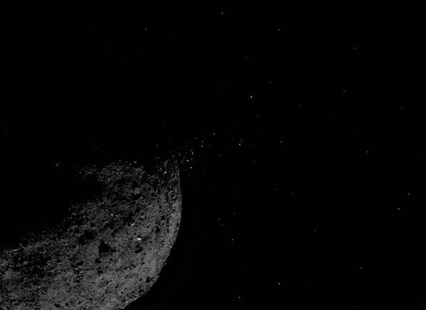 Снимок астероида Bennu, сделанный зондом OSIRIS-REx  - Sputnik Азербайджан