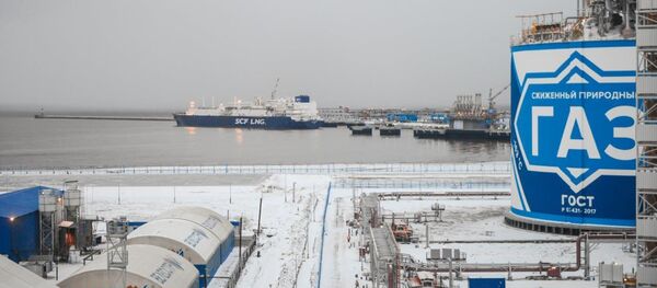 Хранилище сжиженного природного газа в порту Сабетта Хранилище сжиженного природного газа в порту Сабетта - Sputnik Азербайджан