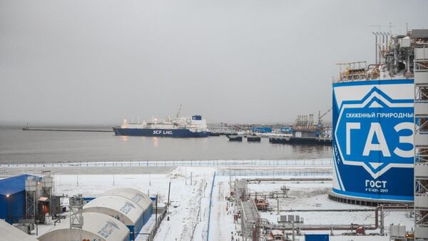 Хранилище сжиженного природного газа в порту Сабетта - Sputnik Азербайджан