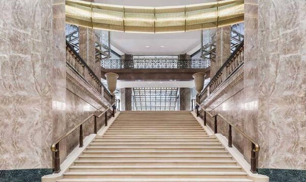 На Елисейских Полях открылось новое пространство Galeries Lafayette На Елисейских Полях открылось новое пространство Galeries Lafayette - Sputnik Азербайджан