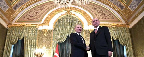Президент РФ Владимир Путин и президент Турции Реджеп Тайип Эрдоган во время встречи - Sputnik Азербайджан