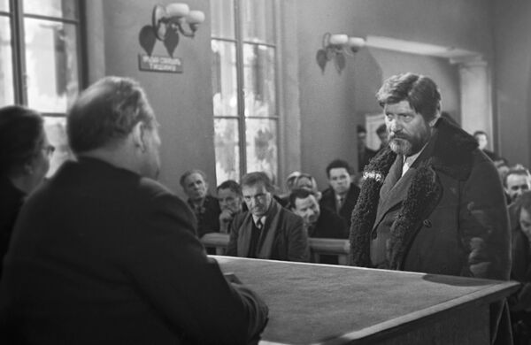 Богатырь русской культуры: как Николай Крючков стал легендой советского кино Богатырь русской культуры: как Николай Крючков стал легендой советского кино - Sputnik Азербайджан