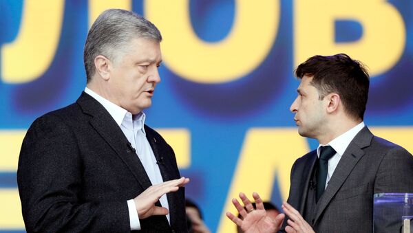 Дебаты между Порошенко и Зеленским на стадионе Олимпийский  в Киеве - Sputnik Азербайджан