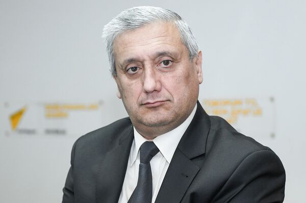 Сахил Искандер – политолог, публицист - Sputnik Азербайджан
