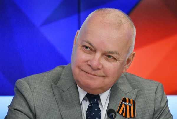 В МИА Россия сегодня дали старт Георгиевской ленточке-2019 В МИА Россия сегодня дали старт Георгиевской ленточке-2019 - Sputnik Азербайджан