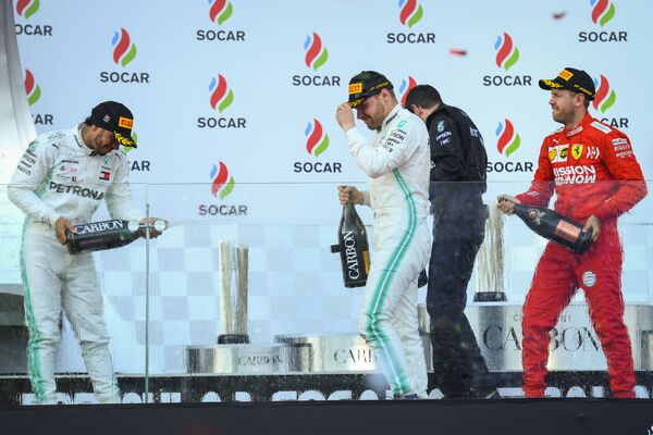 Церемония награждения победителей Гран при Азербайджана Формула 1 - Sputnik Азербайджан