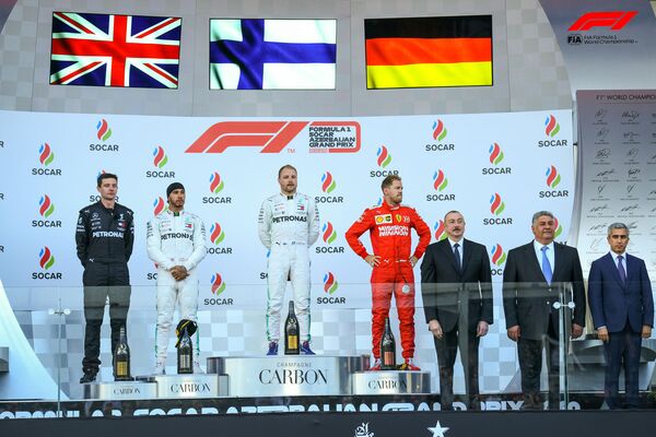 Церемония награждения победителей Гран при Азербайджана Формула 1 - Sputnik Азербайджан