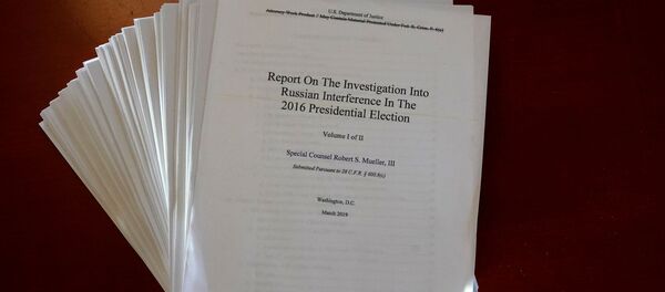 Отчет Мюллера о расследовании российского вмешательства в президентские выборы 2016 года представлен в Нью-Йорке - Sputnik Азербайджан