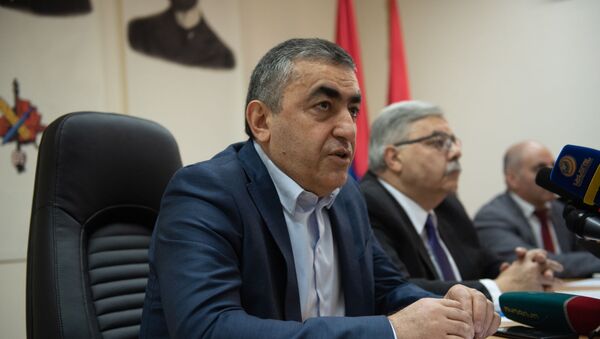 Председатель Бюро партии АРФД Армен Рустамян на пресс-конференции (29 января 2019). Еревaн - Sputnik Azərbaycan