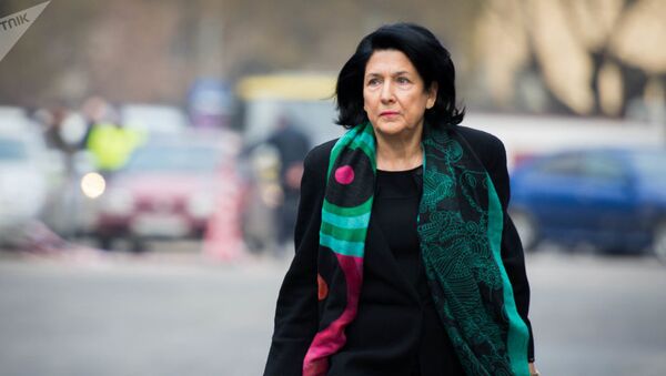Gürcüstan prezidenti Salome Zurabişvili yeni prezident igamətgahında - Sputnik Azərbaycan
