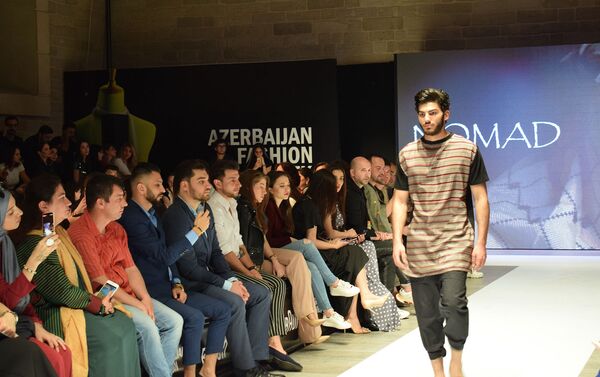 В Баку стартовала Azerbaijan Fashion Week - Sputnik Азербайджан