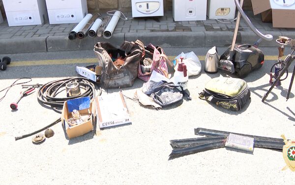 Украденные вещи найденные в объекте - Sputnik Азербайджан
