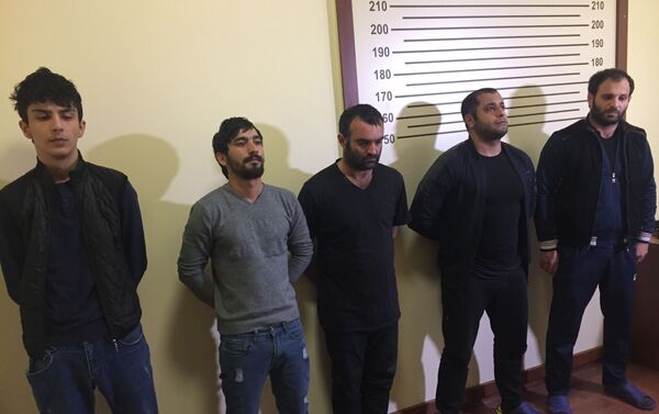 Задержанные преступники - Sputnik Азербайджан