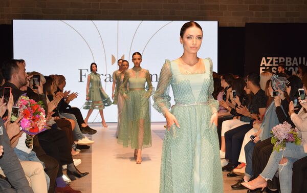 В Баку завершился Azerbaijan Fashion Week - Sputnik Азербайджан