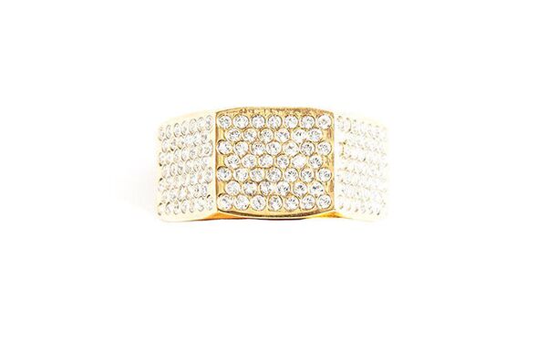 Золотое кольцо с бриллиантами из коллекции Off-White   - Sputnik Азербайджан