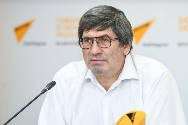 Заинтересовать за 2,5 минуты: российский эксперт рассказал в Баку о секретах онлайн-СМИ - Sputnik Азербайджан