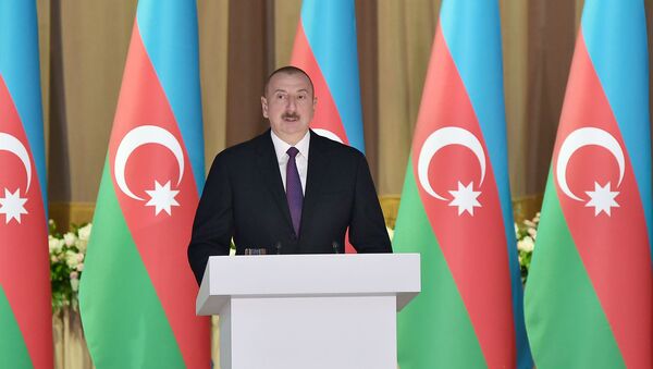 İlham Əliyev 28 May – Respublika Günü münasibətilə keçirilən rəsmi qəbulda iştirak edib - Sputnik Azərbaycan