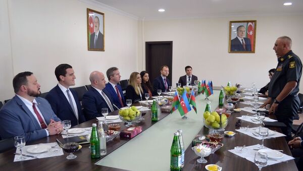 Делегация США посетила воинскую часть - Sputnik Азербайджан