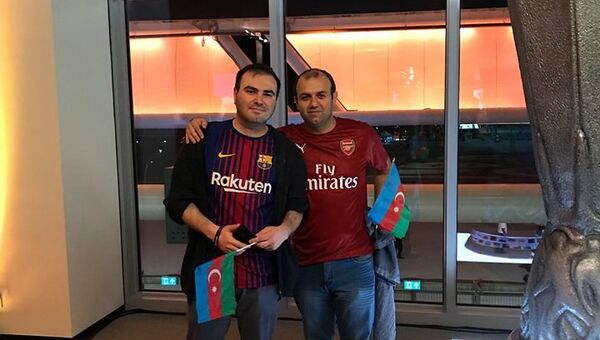 Шахматисты Рауф Мамедов и Шахрияр Мамедъяров пришли посмотреть футбол - Sputnik Азербайджан