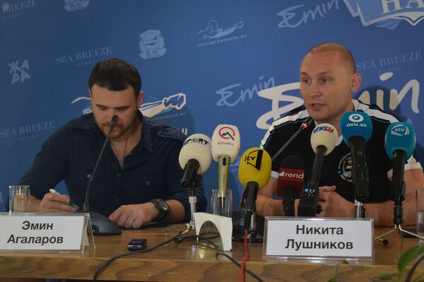 Эмин Агаларов вместе с земляками откроет реабилитационный центр в Баку Эмин Агаларов вместе с земляками откроет реабилитационный центр в Баку - Sputnik Азербайджан