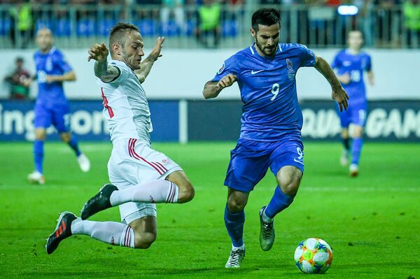 Отборочный матч чемпионата Европы 2020 года между футбольными сборными Азербайджана и Венгрии - Sputnik Азербайджан