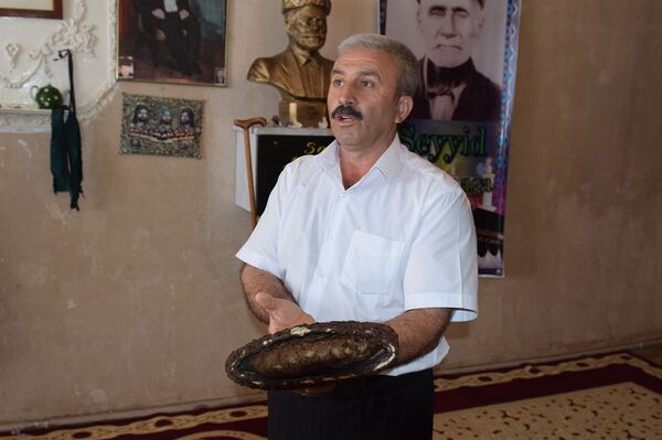 Волшебная галоша, или Шапка от всех бед Волшебная галоша, или Шапка от всех бед - Sputnik Азербайджан