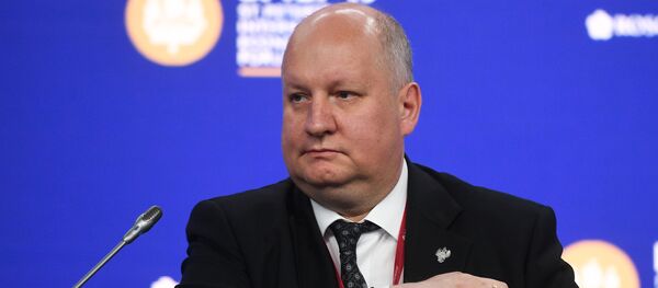 Министр РФ по делам Северного Кавказа Сергей Чеботарев Министр РФ по делам Северного Кавказа Сергей Чеботарев - Sputnik Азербайджан