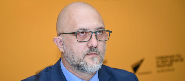 Евгений Михайлов – журналист, главный редактор портала Аналитика Юга России Евгений Михайлов – журналист, главный редактор портала Аналитика Юга России - Sputnik Азербайджан