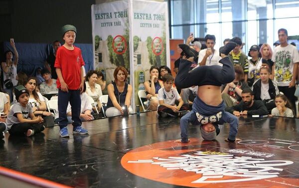 Стали известны победители Международного турнира Caspian Style Jam по танцам в стиле Break dance& Hip-Hop - Sputnik Азербайджан