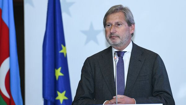 Комиссар ЕС по вопросам расширения и политики добрососедства Йоханнес Хан - Sputnik Azərbaycan