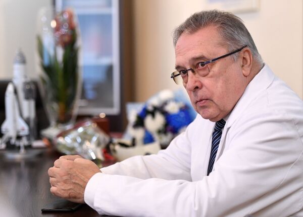 Главный кардиолог Минздрава РФ показал выход для оздоровления азербайджанцев Главный кардиолог Минздрава РФ показал выход для оздоровления азербайджанцев - Sputnik Азербайджан