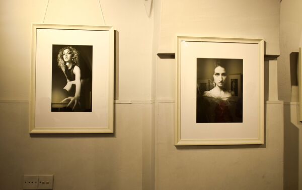В галерее современного искусства Emin Qahramanov art gallery открылась выставка фотографа Соул - Sputnik Азербайджан