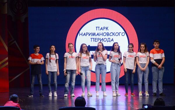 В Баку прошло открытие Лиги смеха - Sputnik Азербайджан