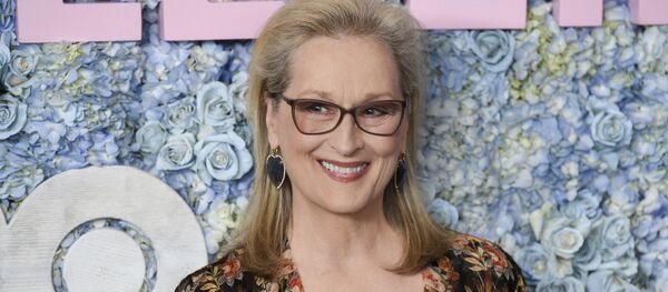 Актриса Мерил Стрип на премьере второго сезона HBO Big Little Lies в Линкольн-центре в Нью-Йорке Актриса Мерил Стрип на премьере второго сезона HBO Big Little Lies в Линкольн-центре в Нью-Йорке - Sputnik Азербайджан