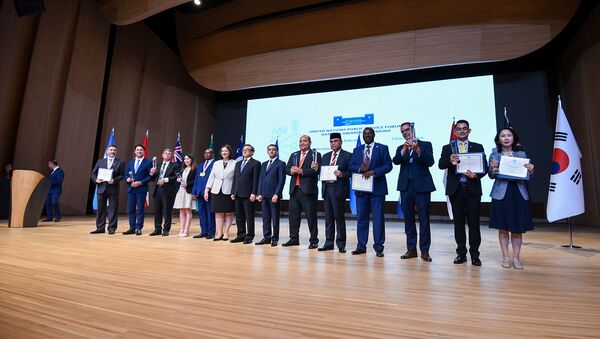 Церемонии награждения государственных служб ООН - Sputnik Азербайджан