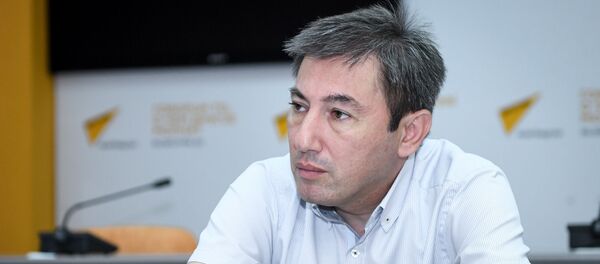 Политолог Ильгар Велизаде - Sputnik Азербайджан