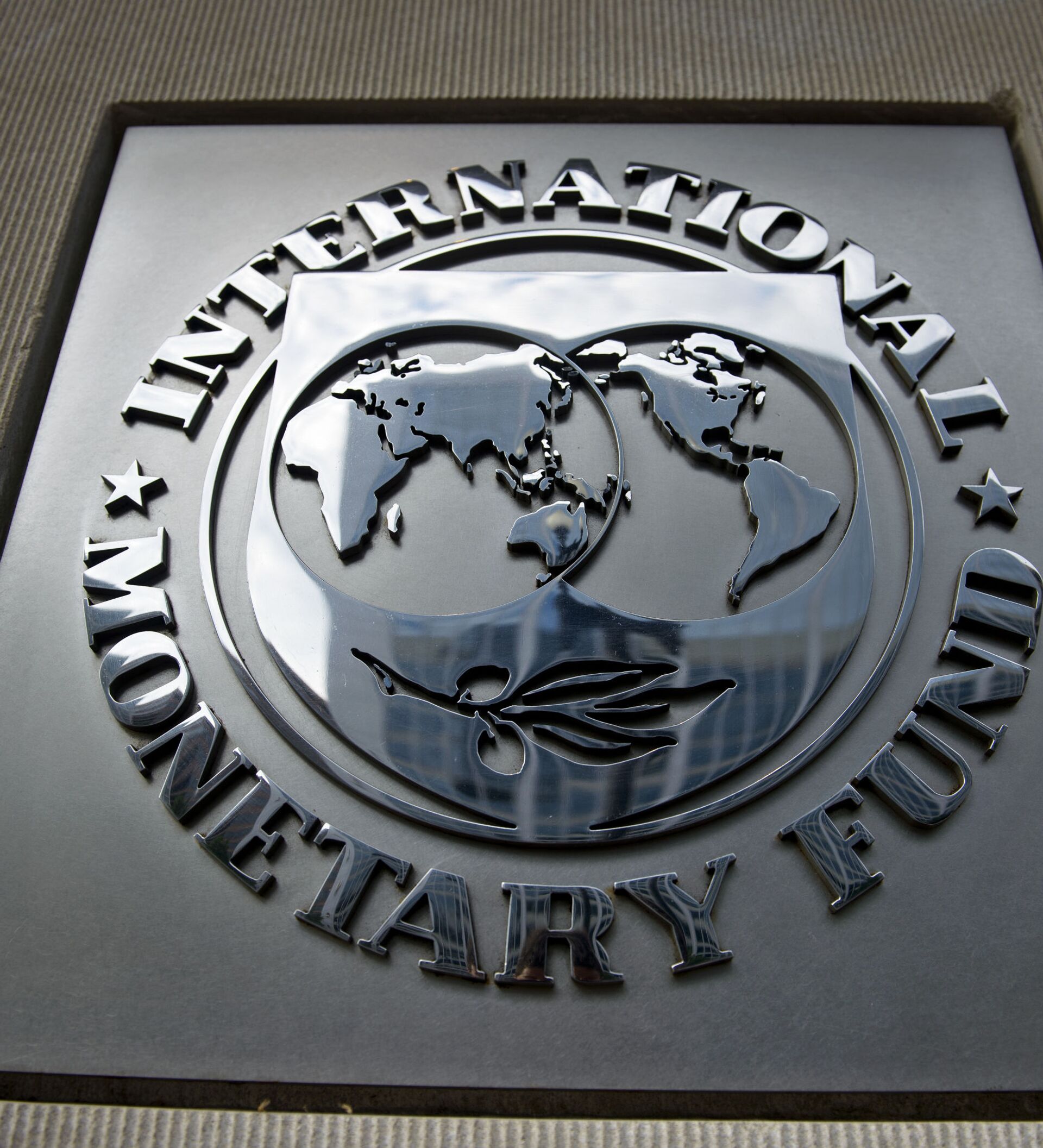 Создание мвф. Международный валютный фонд (МВФ). Герб МВФ. Международный валютный фонд логотип. International monetary Fund эмблема\.