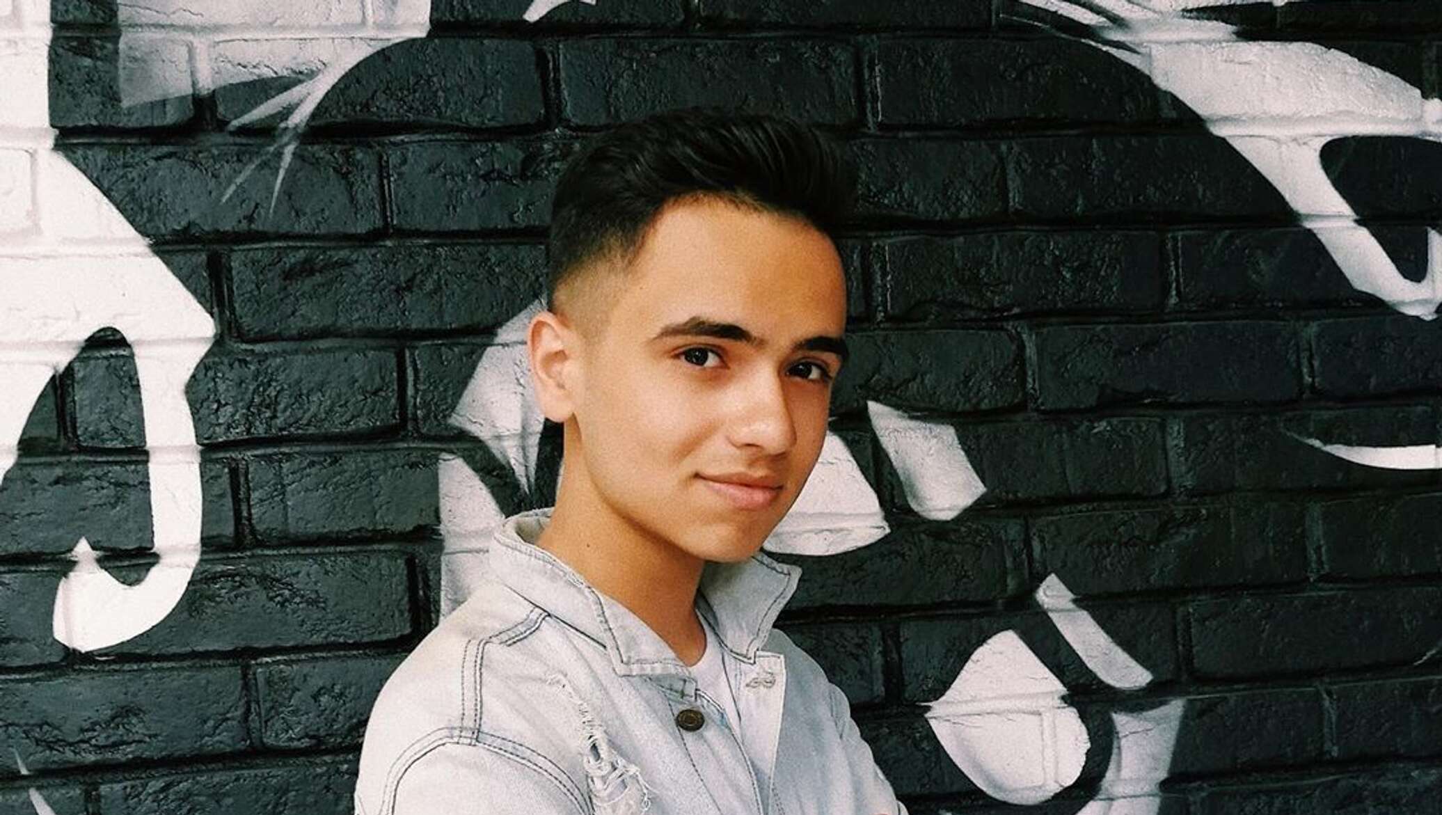 Насибов книги обложка. Год насибов. Год насибов. Halo азер насибов. Талей насибов.