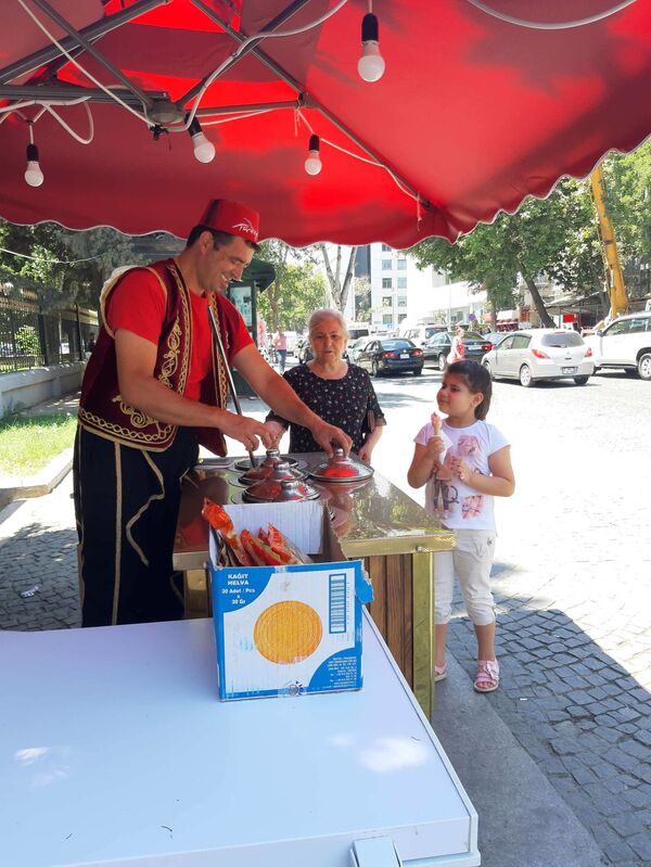 Paytaxtda gəzəri təhlükə - Sərinləmək xatirinə sağlamlığınızı əldən verməyin - FOTO Paytaxtda gəzəri təhlükə - Sərinləmək xatirinə sağlamlığınızı əldən verməyin - FOTO - Sputnik Azərbaycan